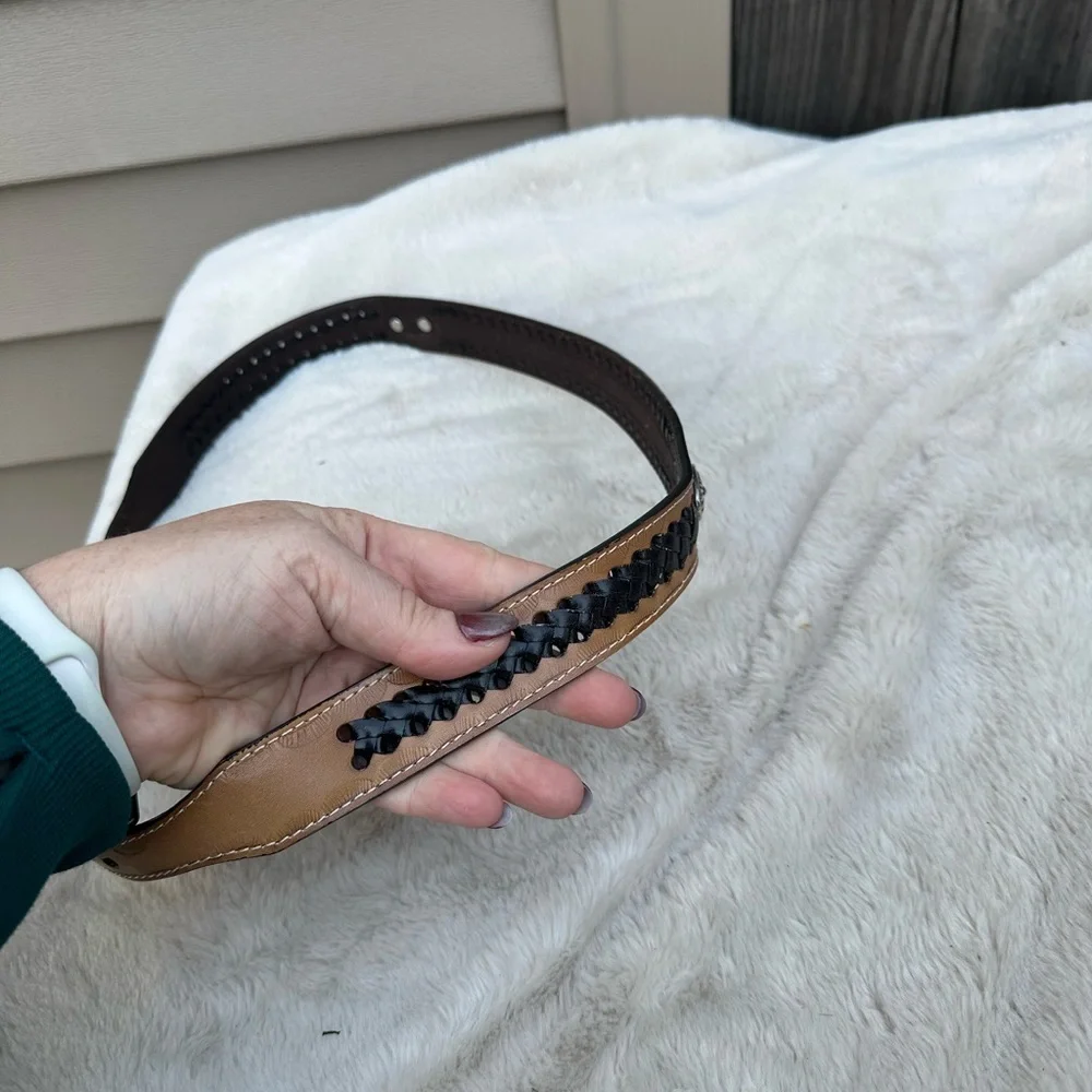 Vintage Stylish Tan Leather Belt with Silver Buckle Unisex Size 36